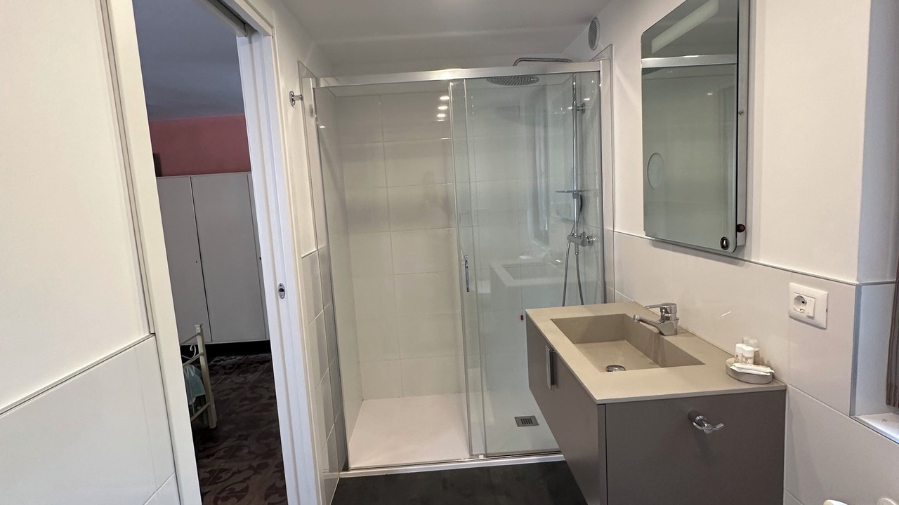 Photo of Bathroom in Codogne