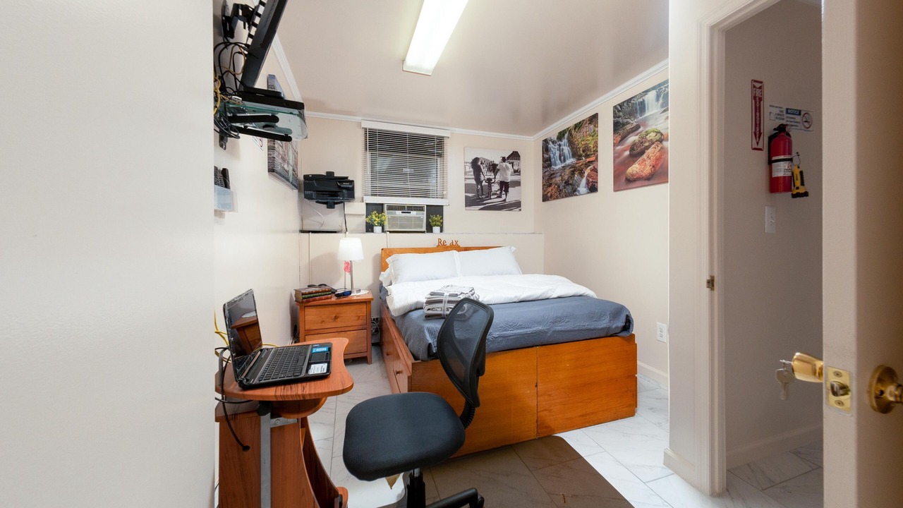 Photo of Bedroom in Ocean Hill