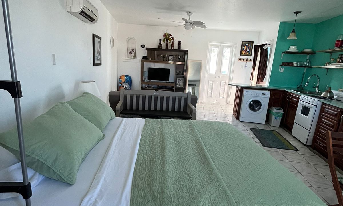 Photo of Bedroom in Orange Bay