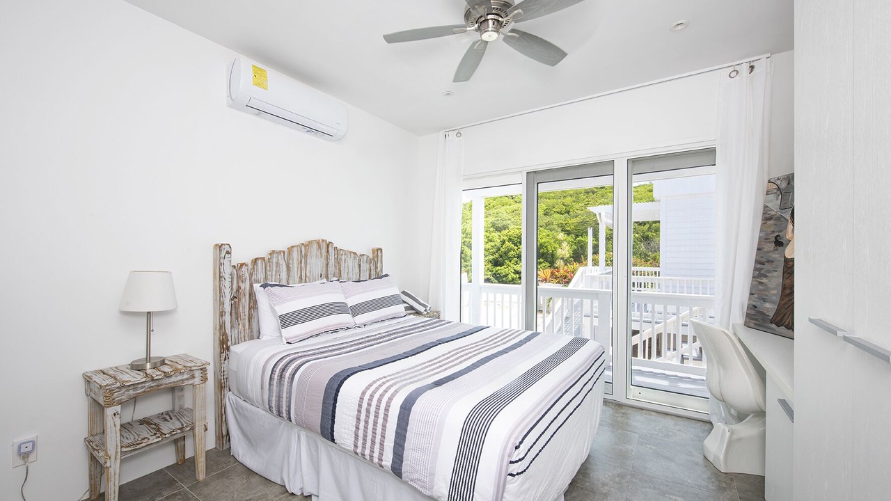 Photo of Bedroom in Governor's Harbour