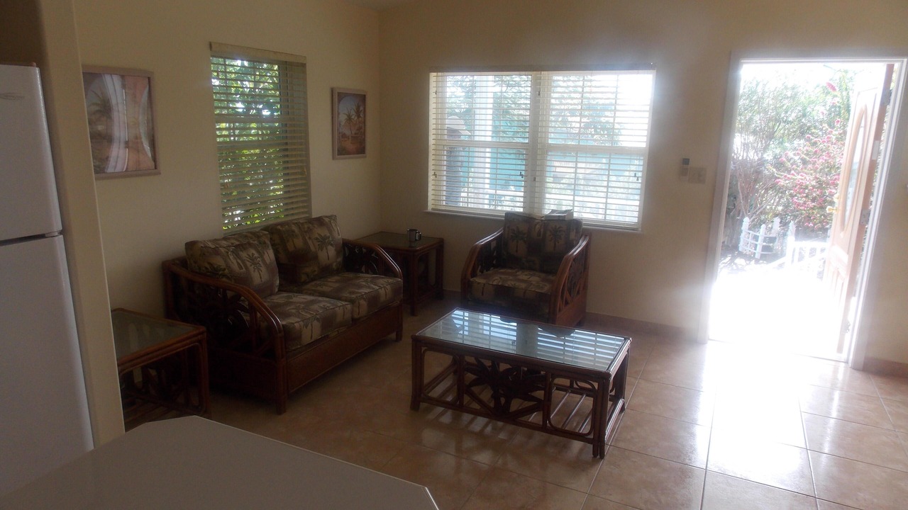 Photo of Livingroom in Rokers Point