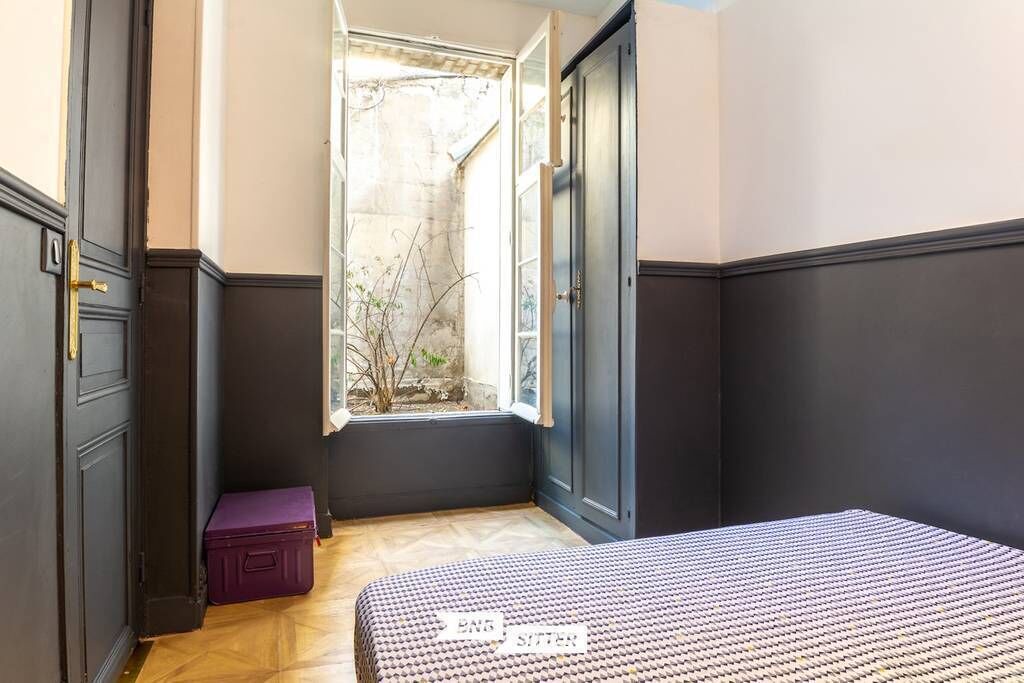 Photo of Bedroom in Passy