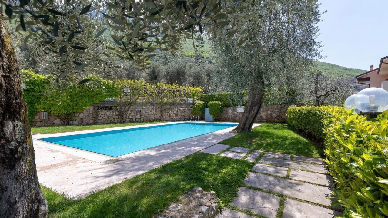 Photo of Outdoor in Assenza