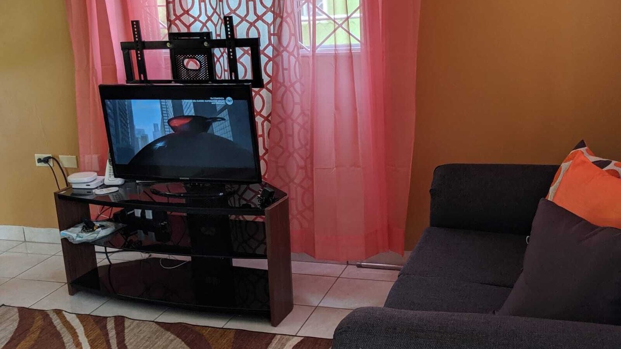 Photo of Livingroom in Spanish Town