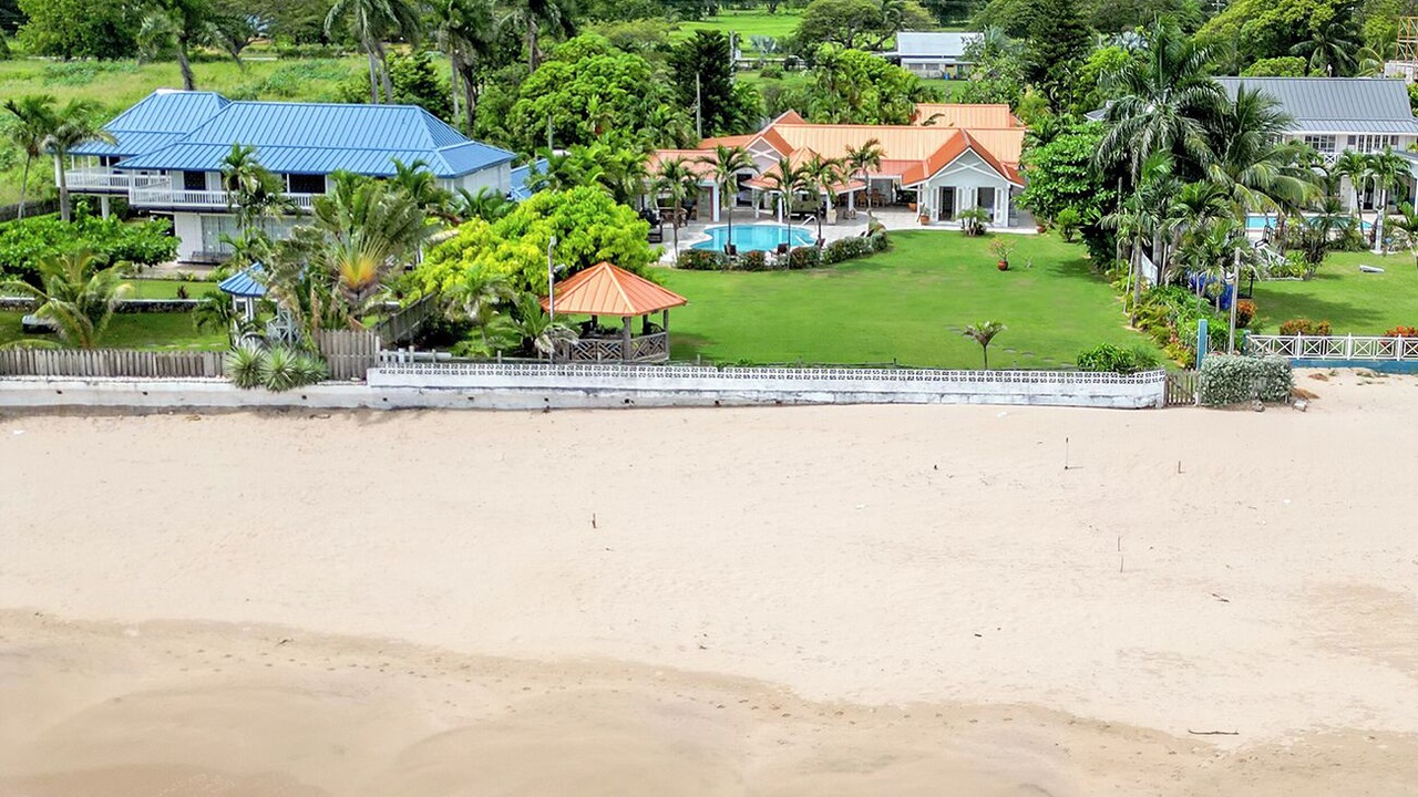 Photo of Others in Runaway Bay
