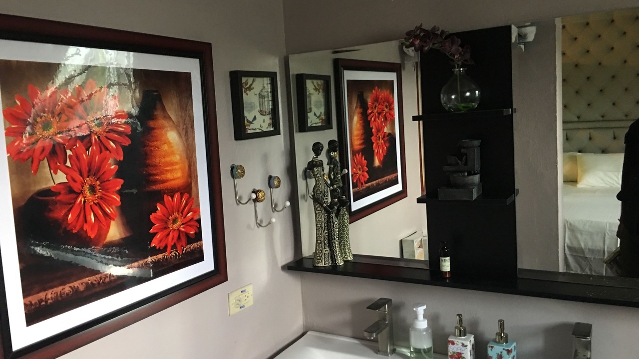 Photo of Bathroom in Camperdown