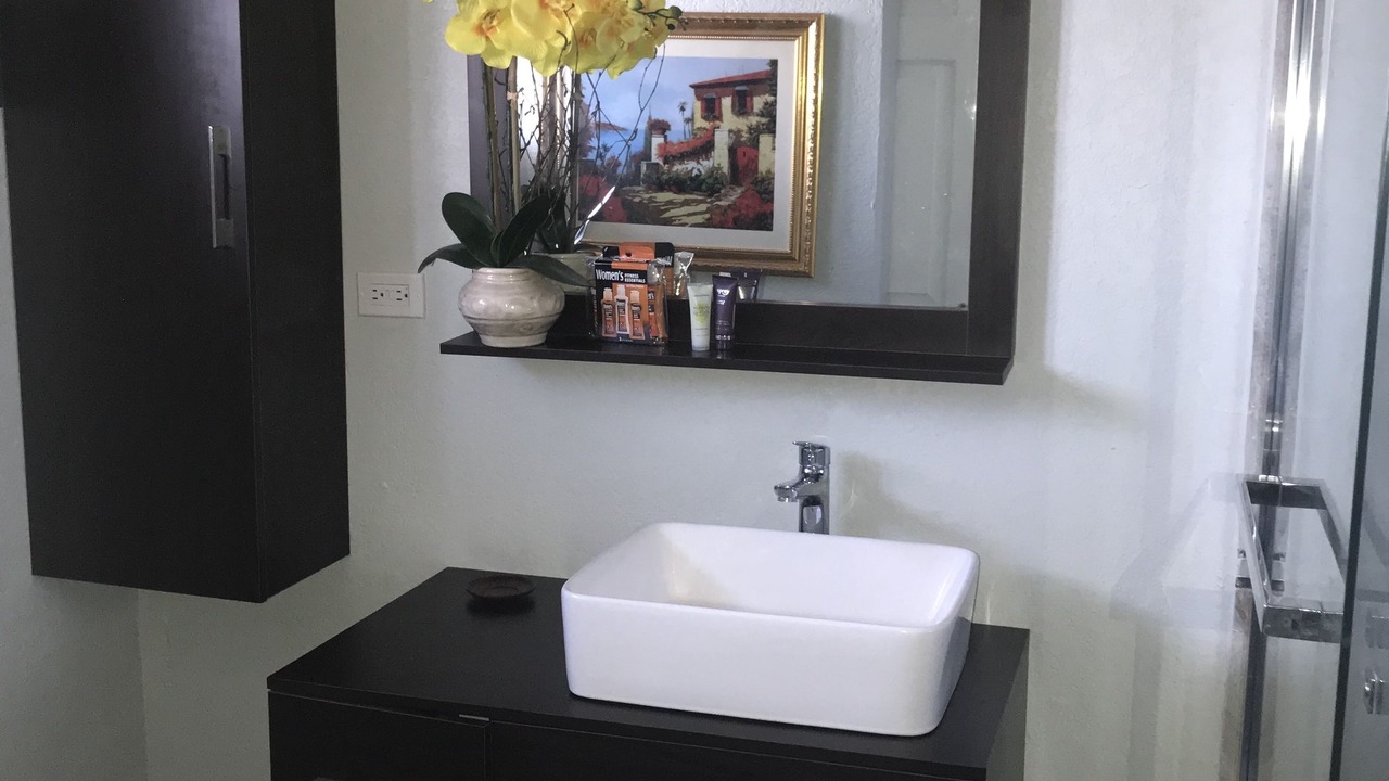 Photo of Bathroom in Camperdown
