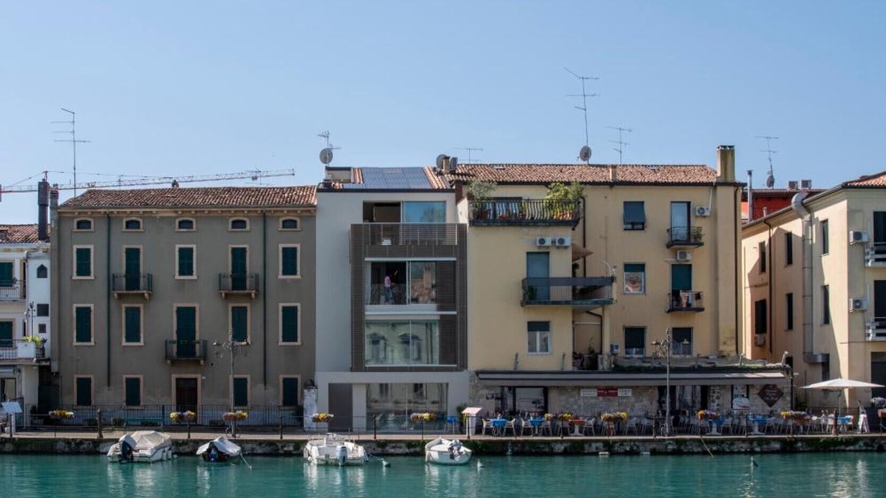 Photo of Others in Peschiera del Garda City Centre
