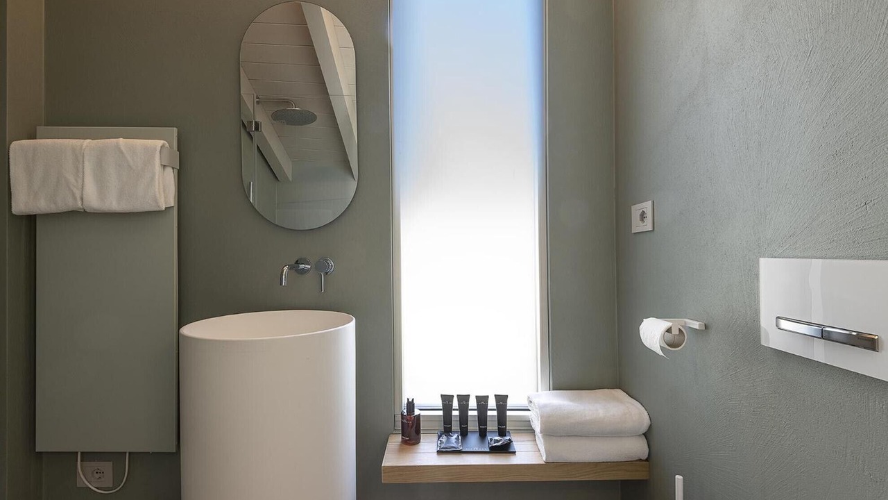 Photo of Bathroom in Peschiera del Garda City Centre
