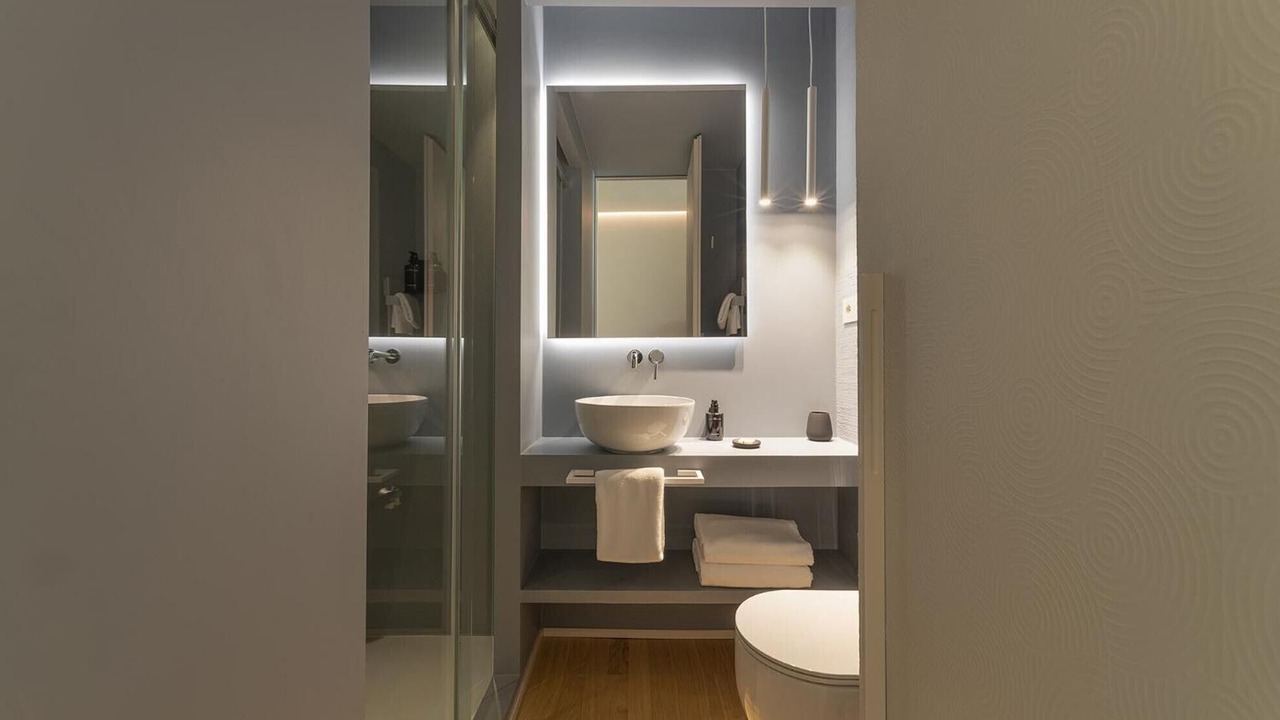 Photo of Bathroom in Peschiera del Garda City Centre