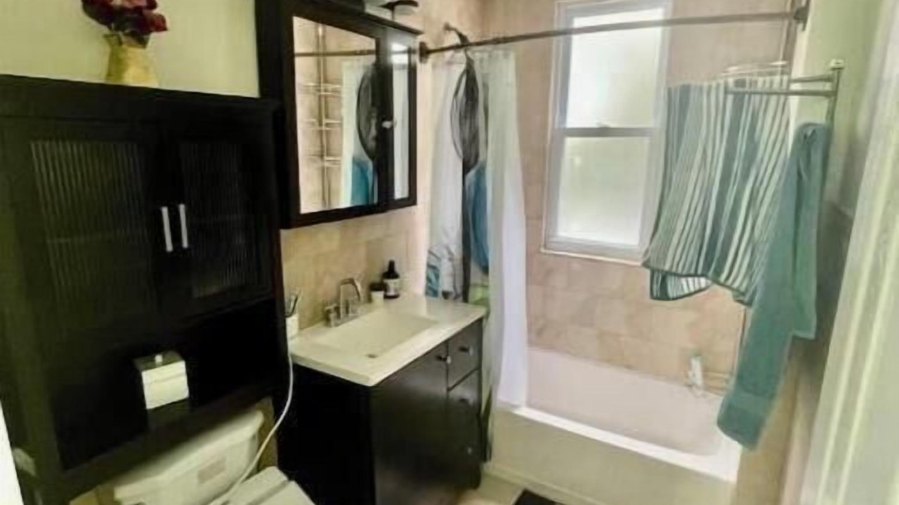 Photo of Bathroom in Sea Gate