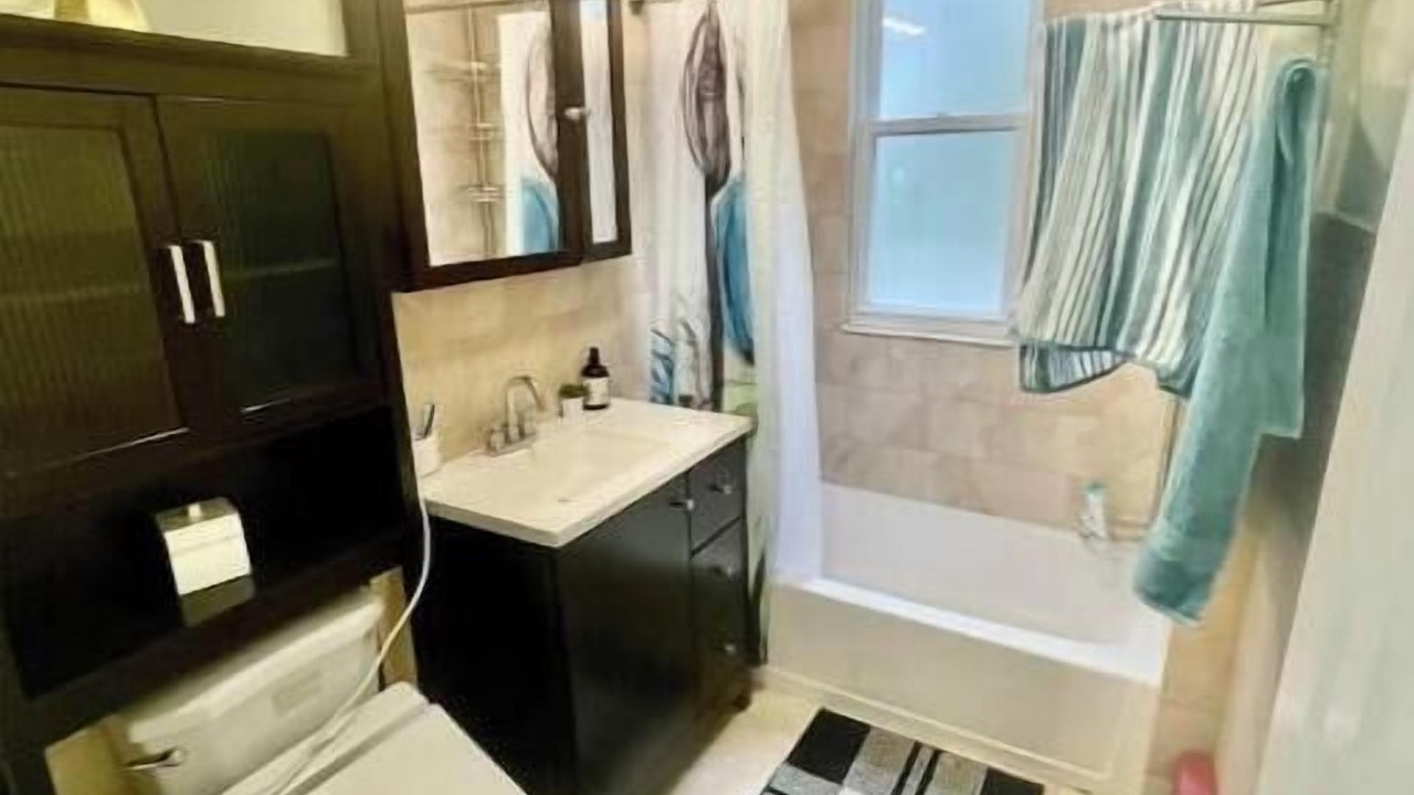 Photo of Bathroom in Sea Gate