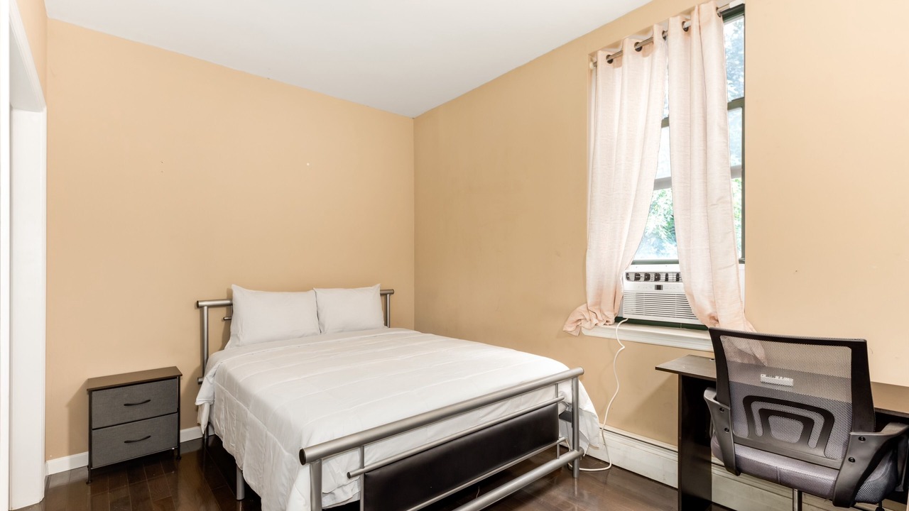 Photo of Bedroom in Harlem