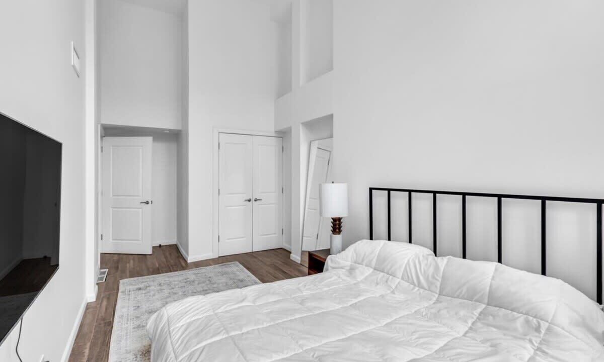 Photo of Bedroom in Gowanus