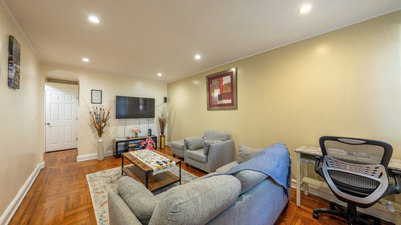 Photo of Livingroom in East Flatbush