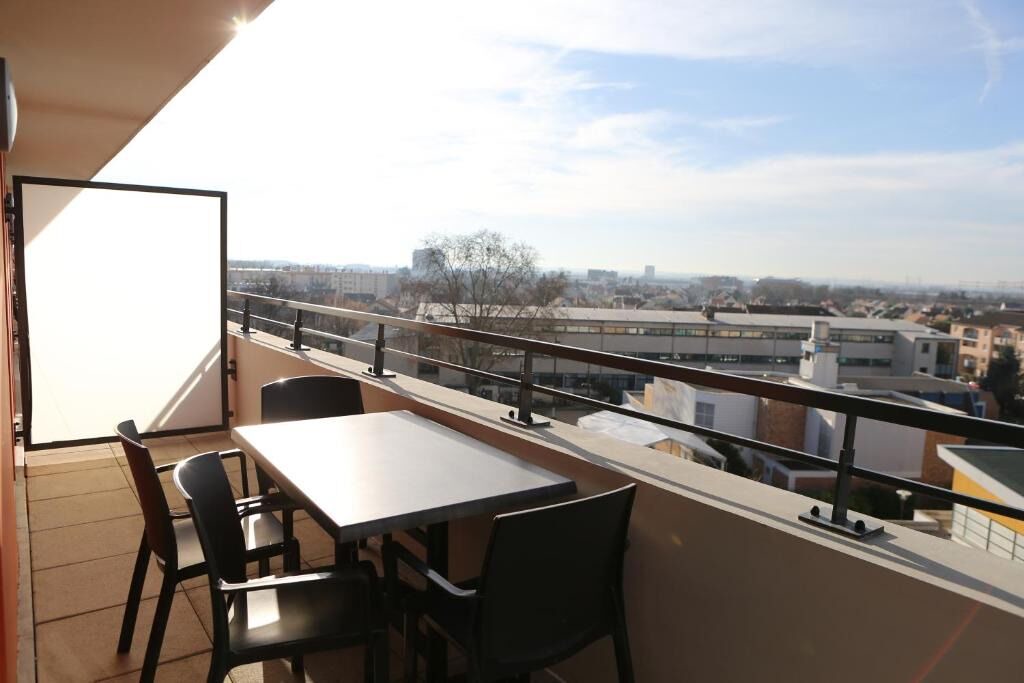 Photo of Patio Balcony in Chevilly-Larue