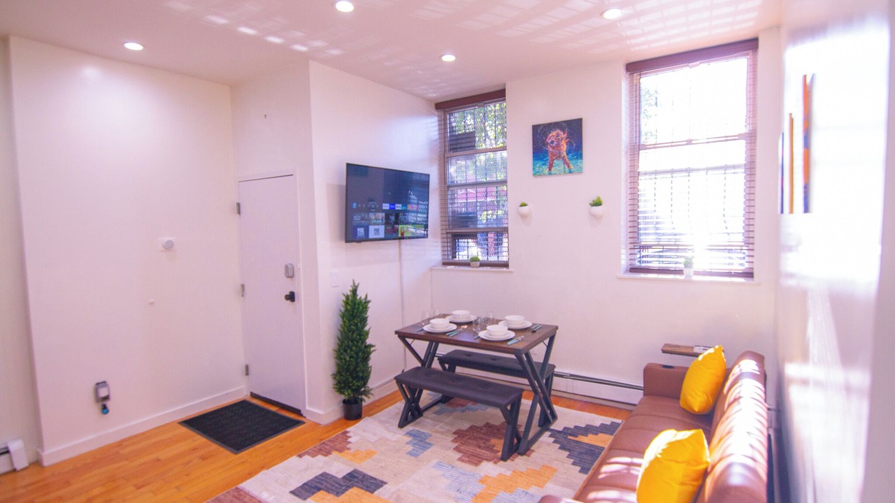 Photo of Livingroom in East New York