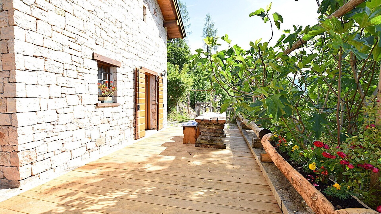 Photo of Patio Balcony in Lamon