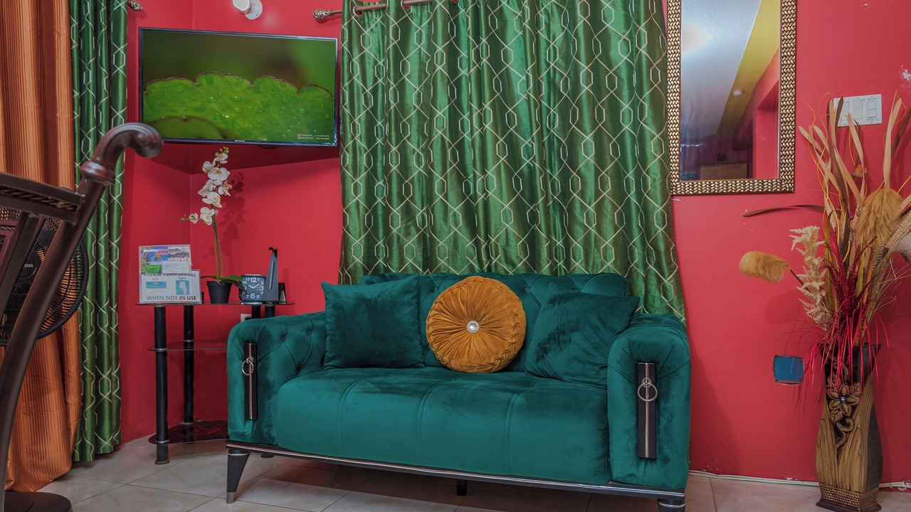 Photo of Livingroom in Caribbean Estates