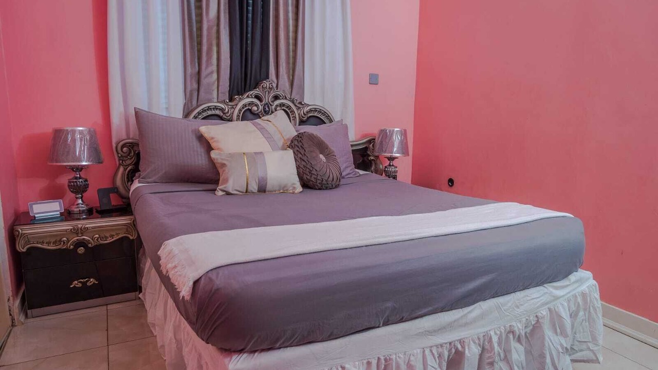 Photo of Bedroom in Caribbean Estates