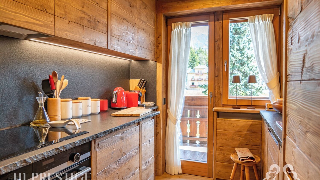 Photo of Kitchen in Cortina d'Ampezzo Historic Centre