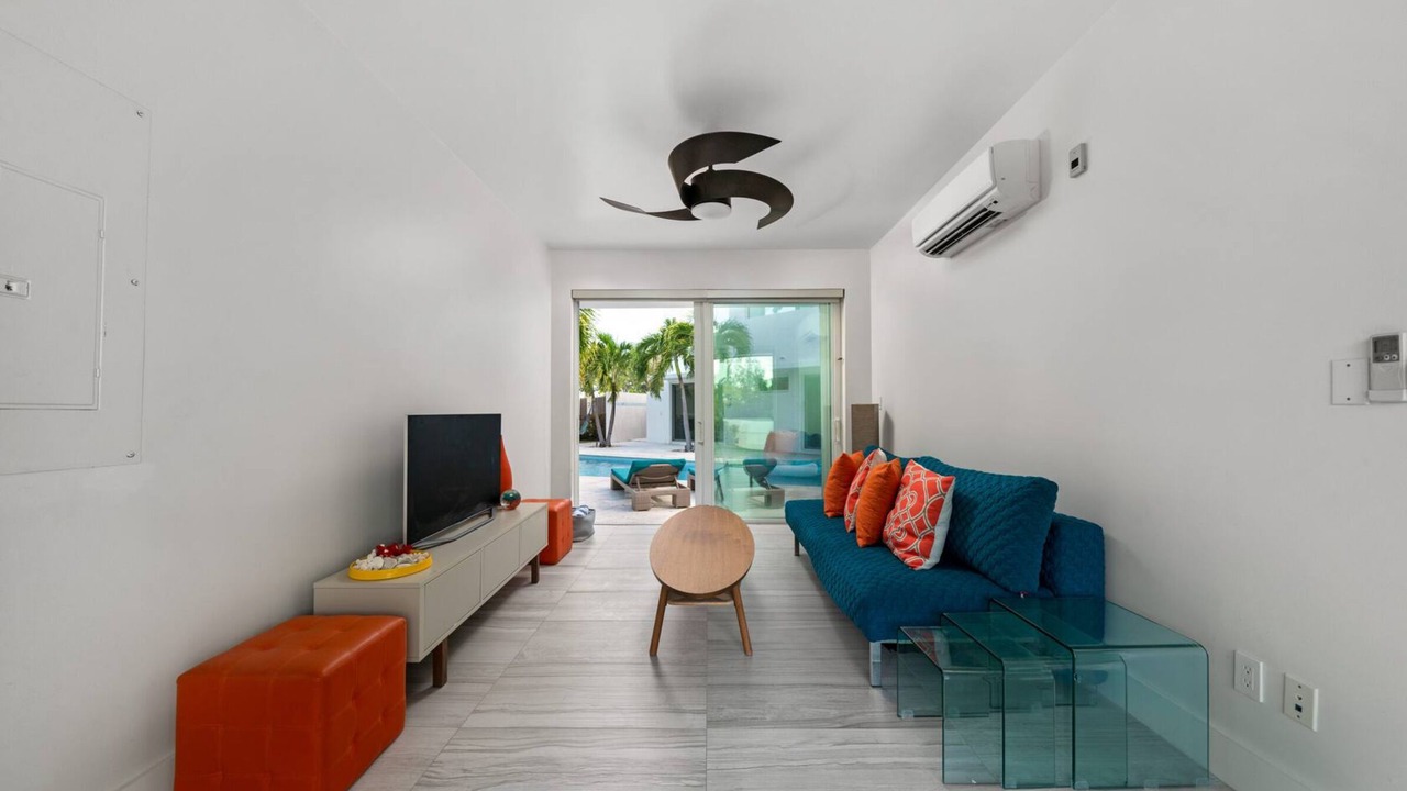 Photo of Livingroom in Jimmy Hill