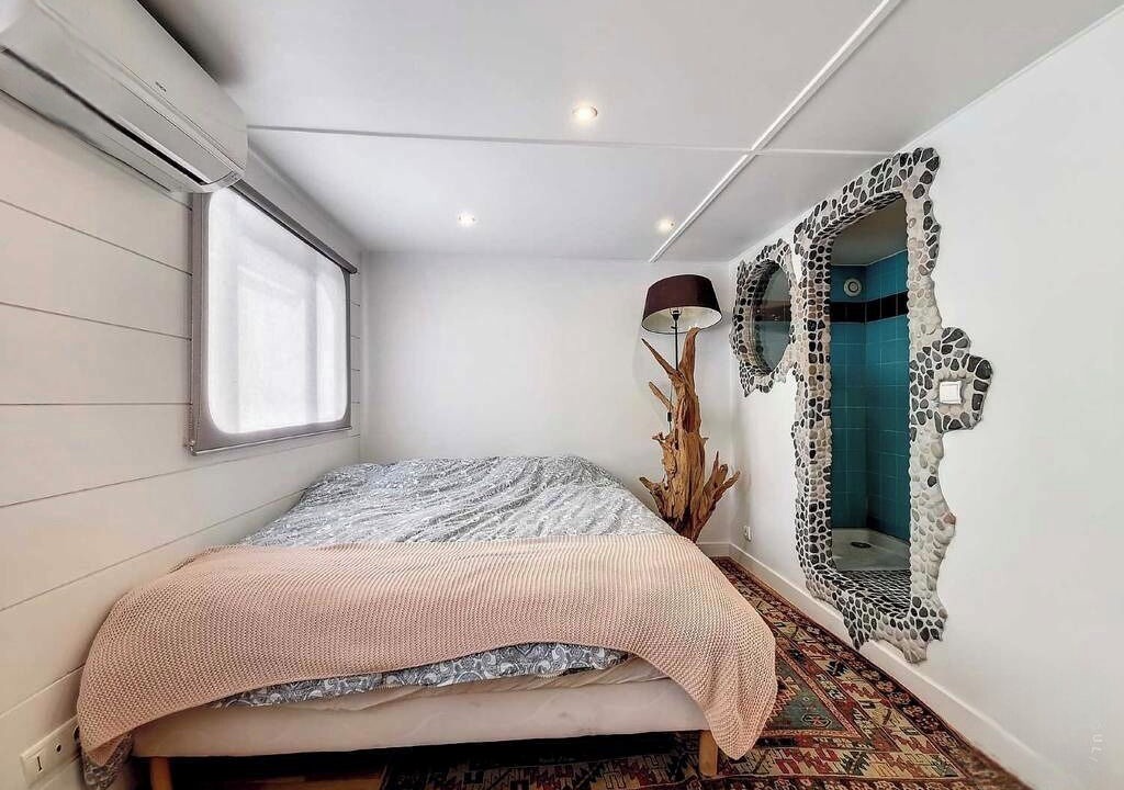 Photo of Bedroom in Villeneuve-la-Garenne