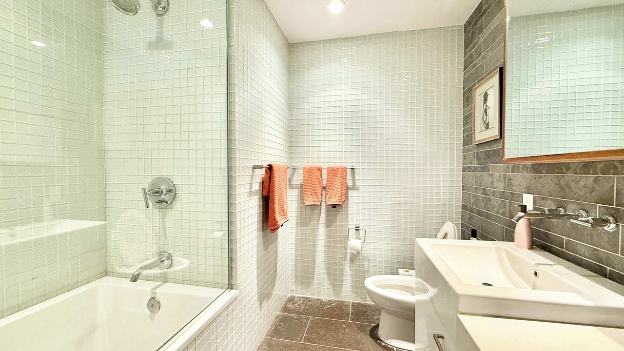 Photo of Bathroom in Bowery