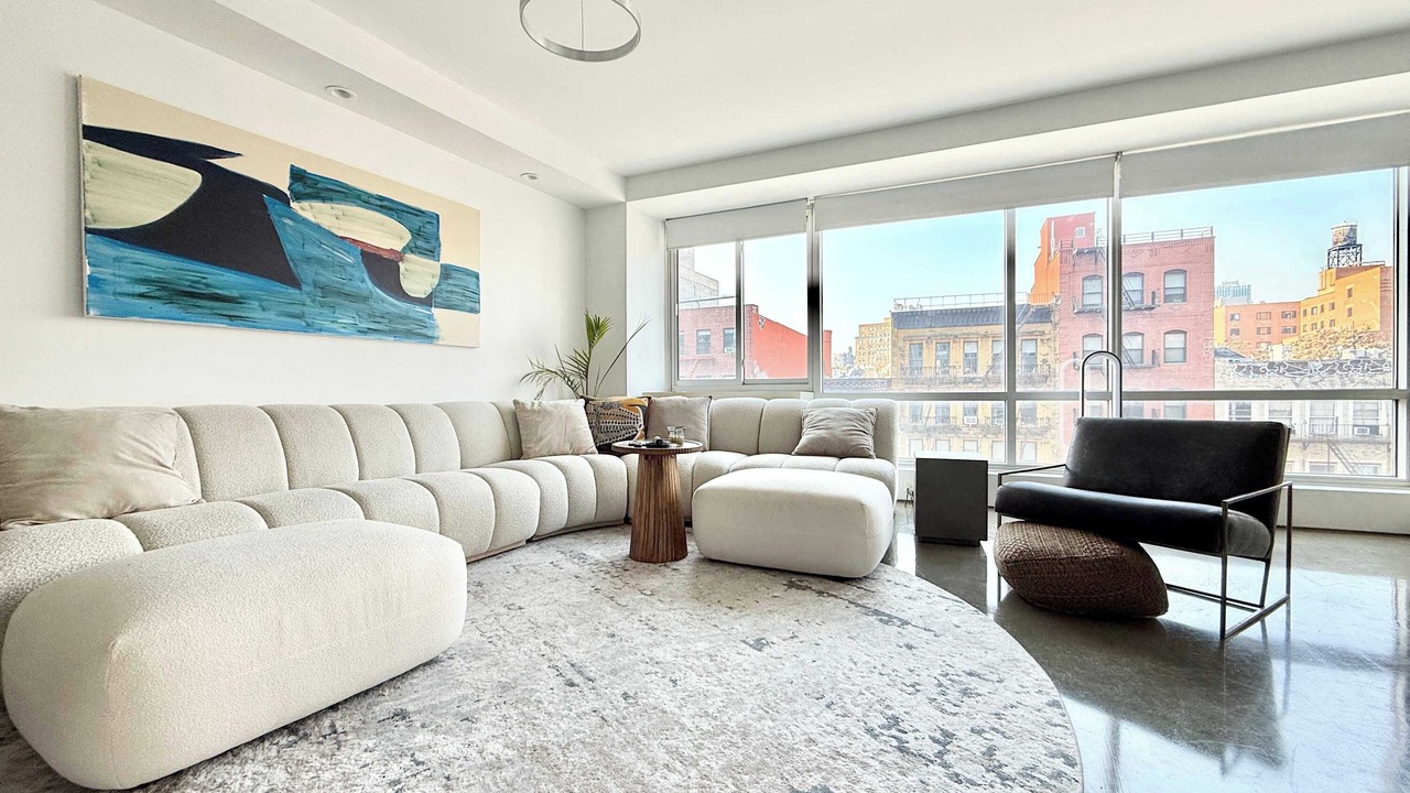 Photo of Livingroom in Bowery