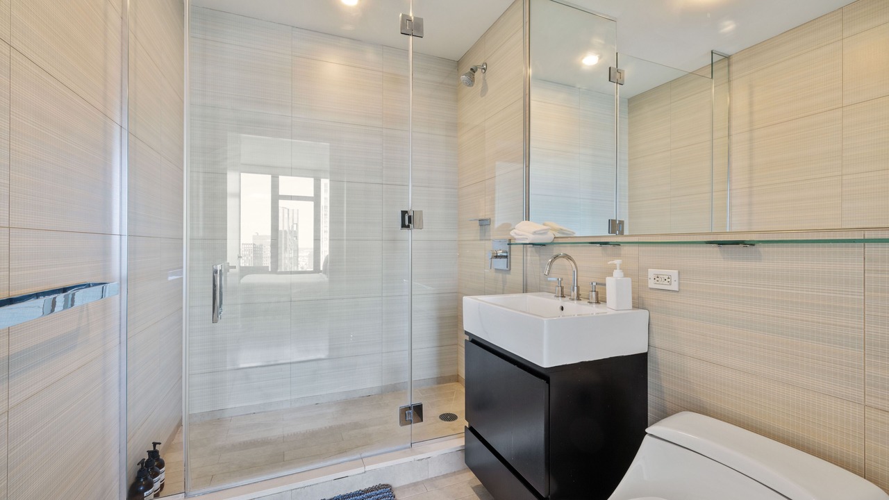 Photo of Bathroom in Theater District