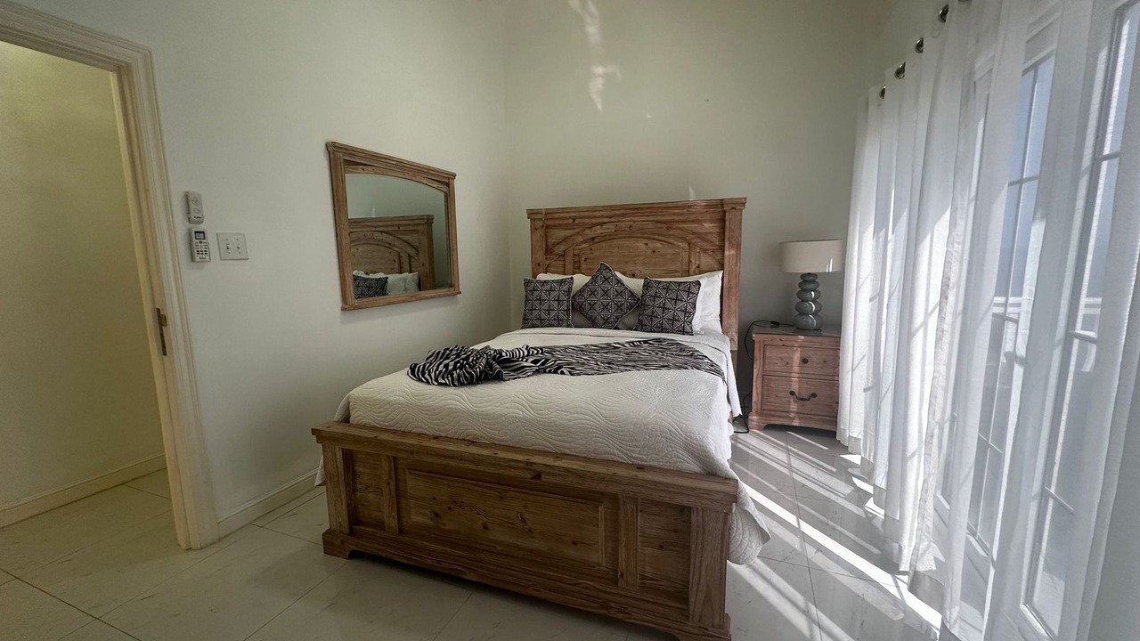 Photo of Bedroom in Orange Bay