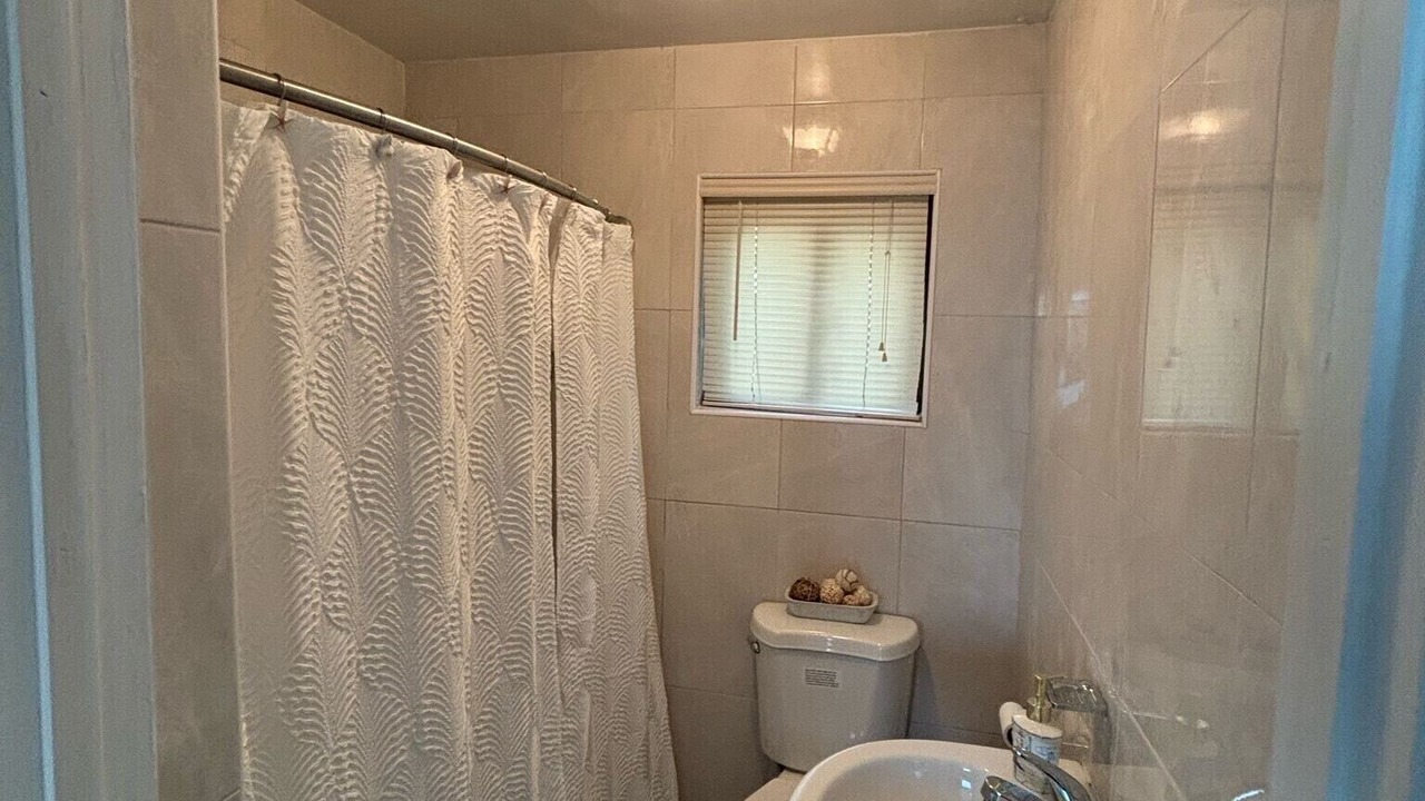 Photo of Bathroom in Alice Town