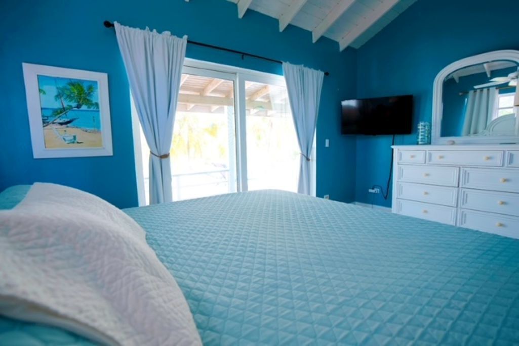 Photo of Bedroom in Spanish Wells