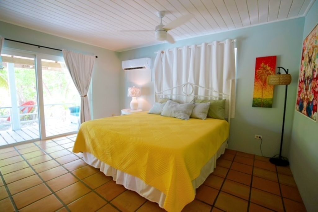 Photo of Bedroom in Spanish Wells