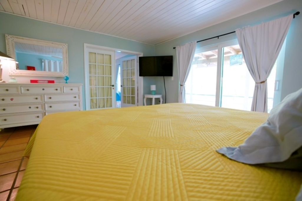 Photo of Bedroom in Spanish Wells
