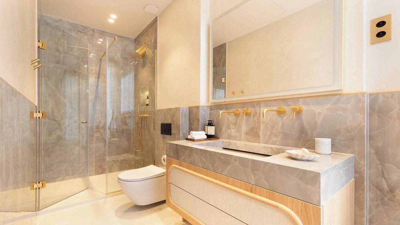 Photo of Bathroom in Les Halles