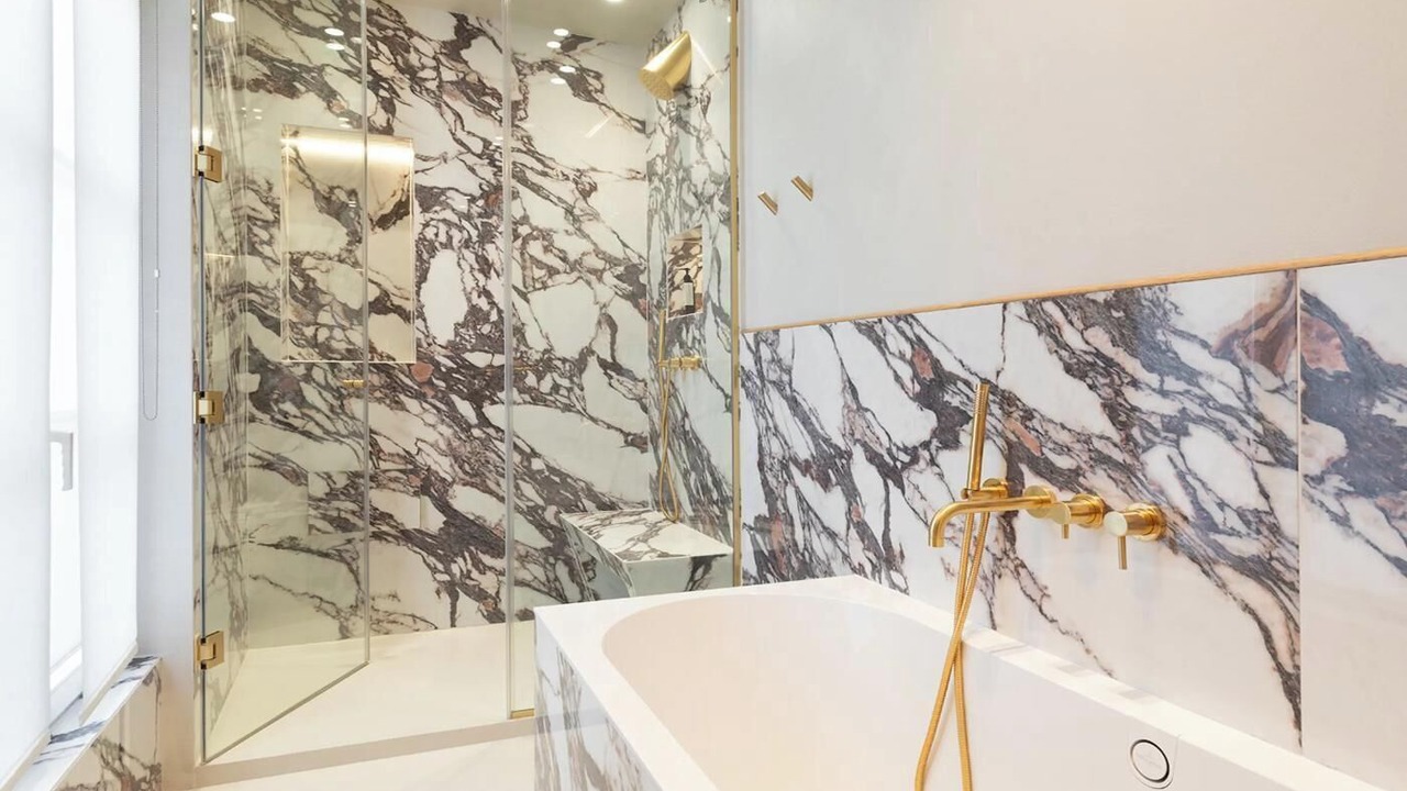 Photo of Bathroom in Les Halles