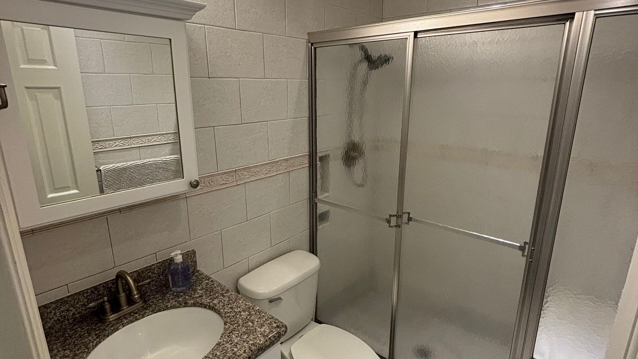 Photo of Bathroom in Yeoman Wood