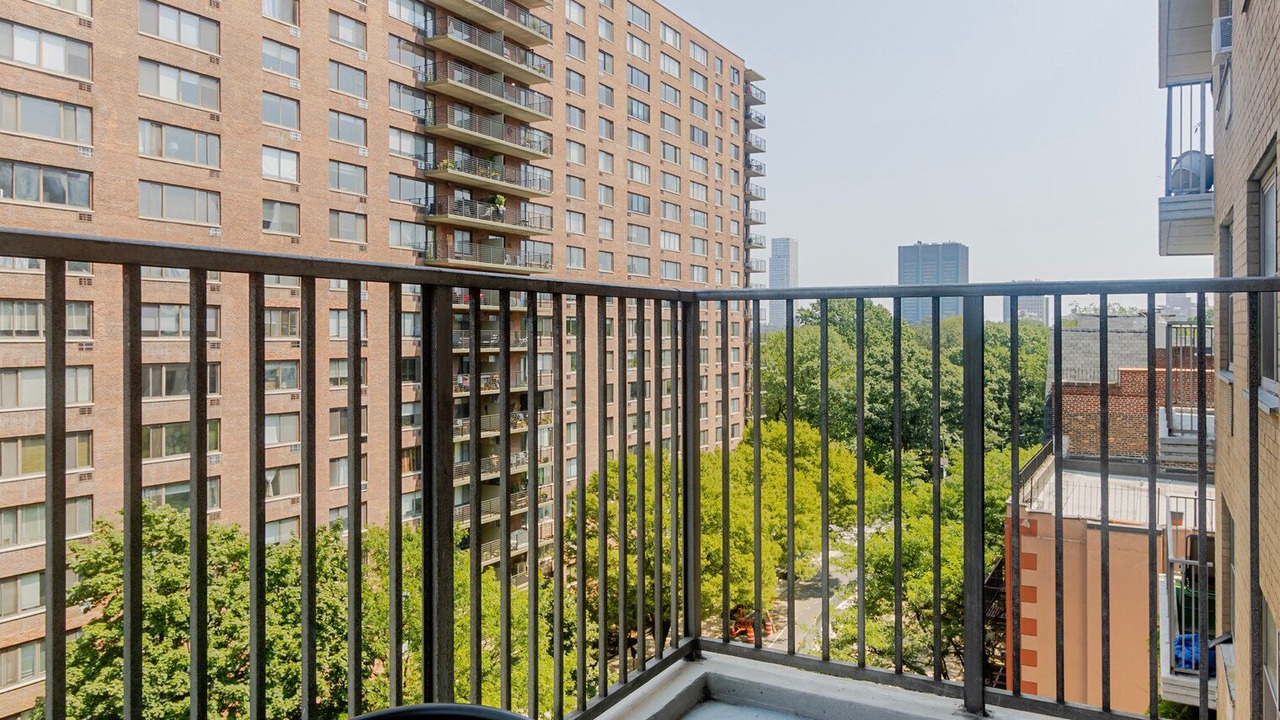 Photo of Outdoor in Manhattan Valley