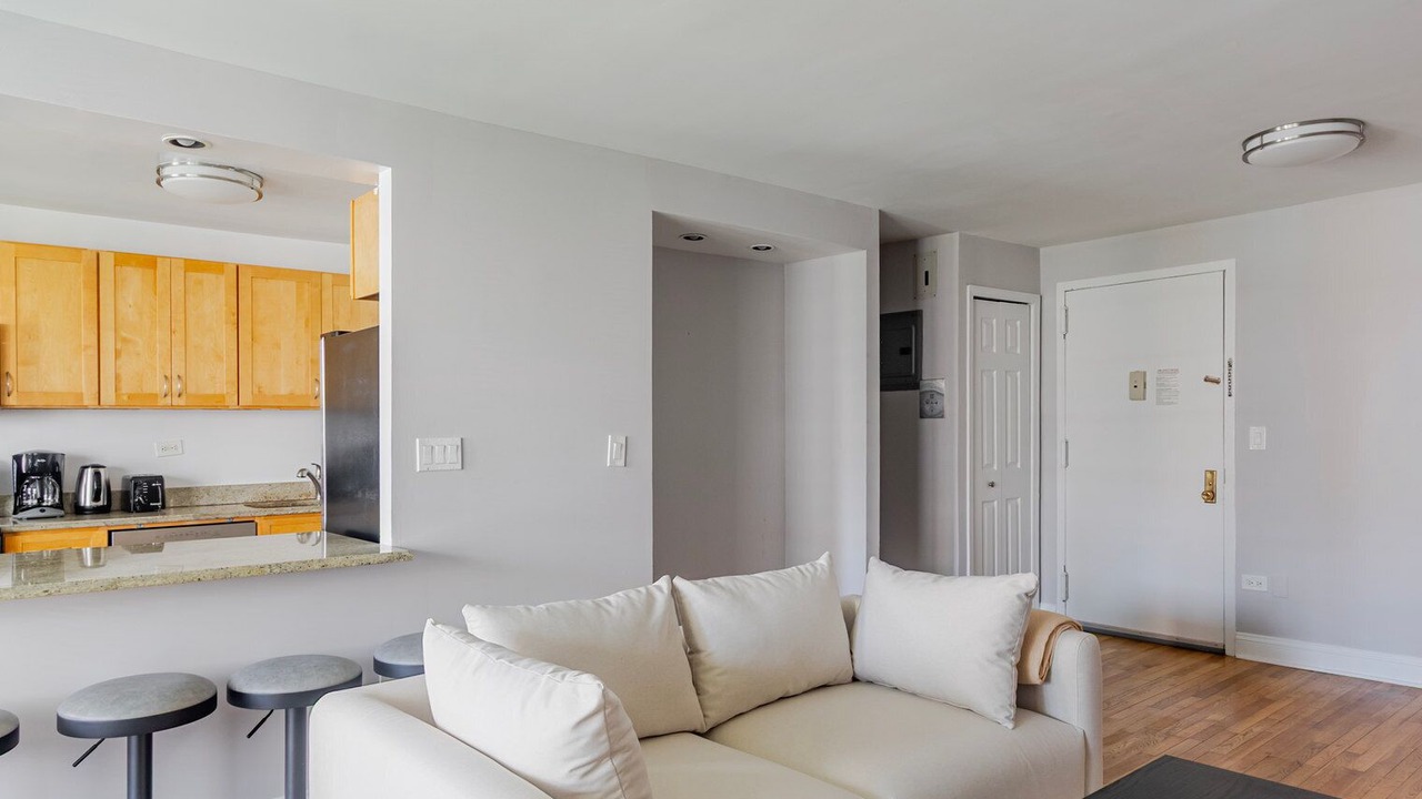 Photo of Livingroom in Manhattan Valley