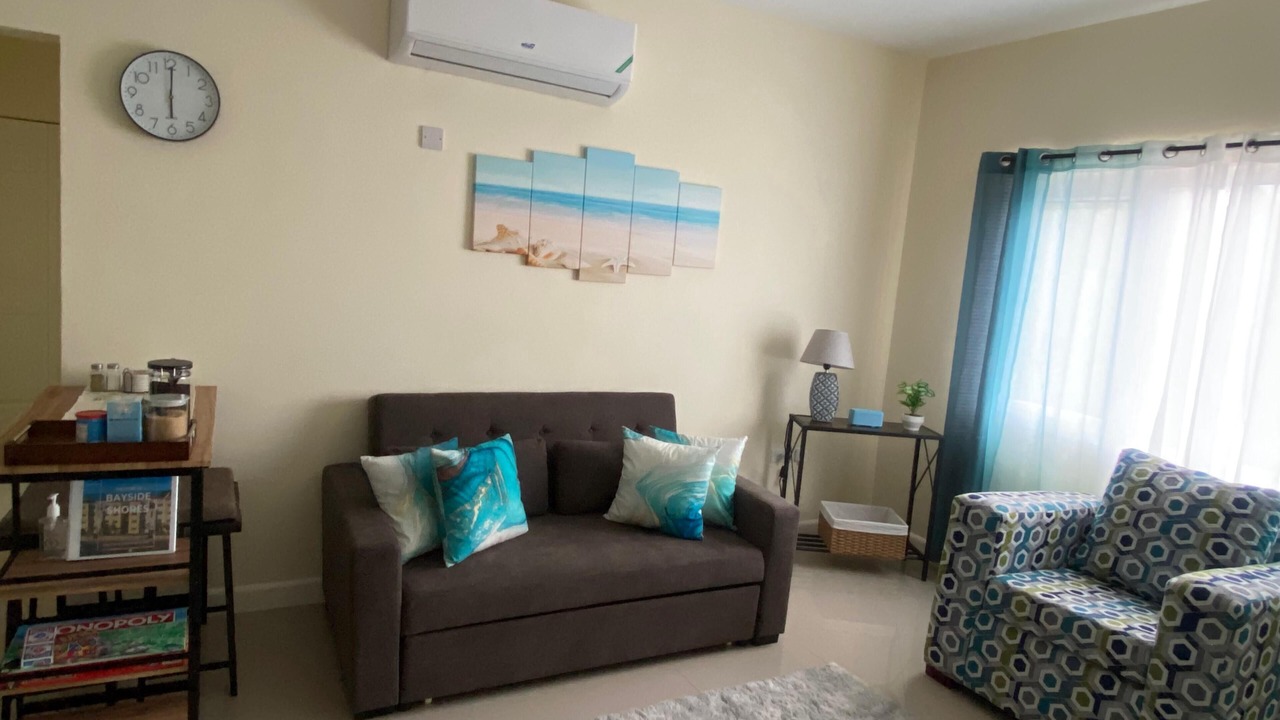 Photo of Livingroom in Portmore