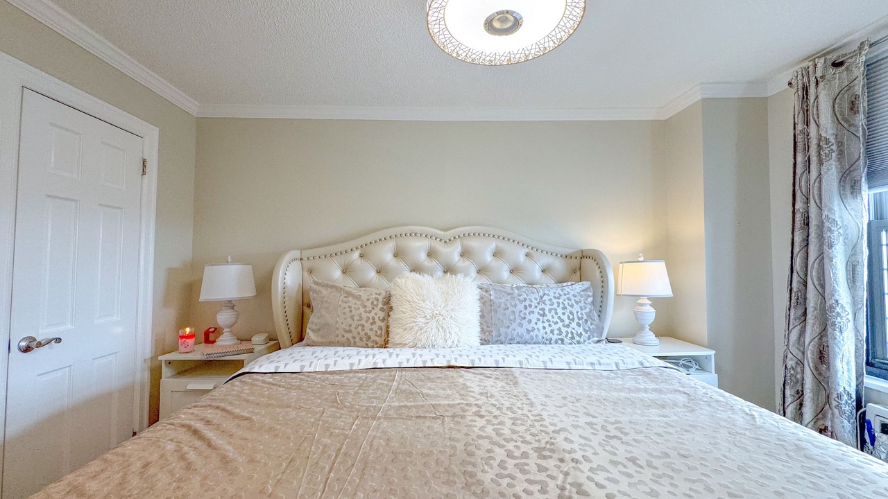 Photo of Bedroom in Manhattan Valley
