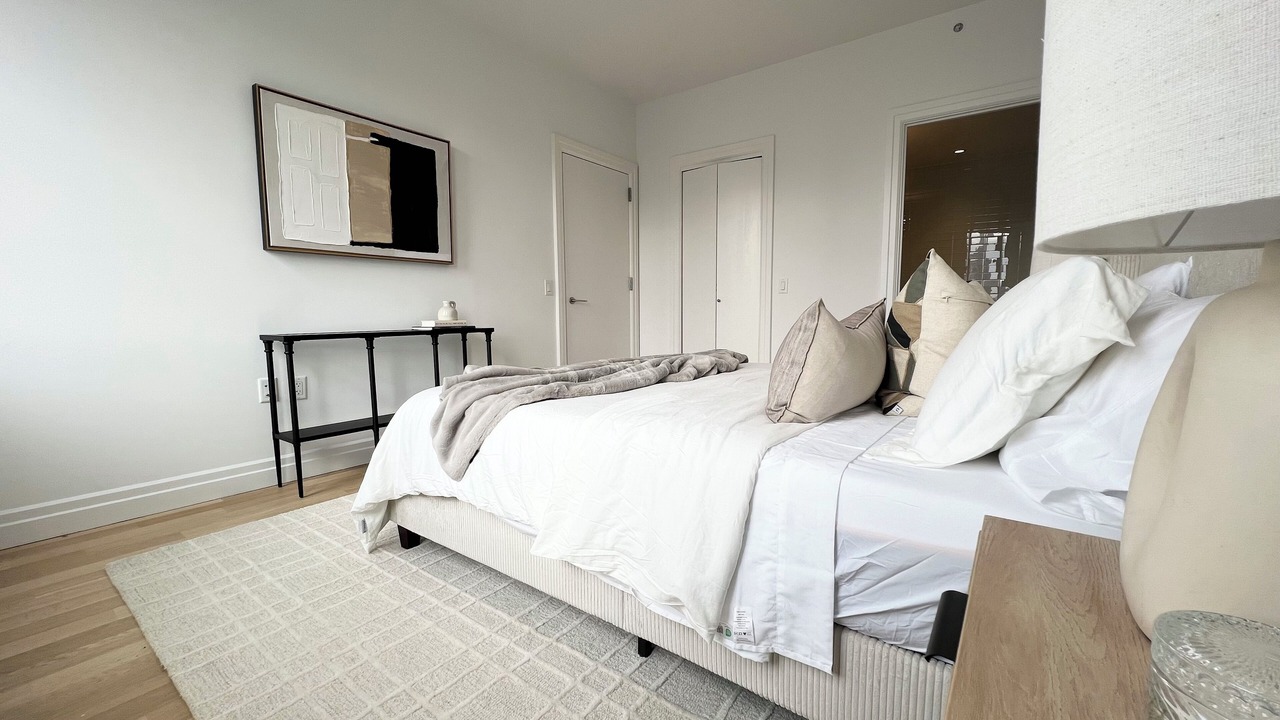 Photo of Bedroom in Lincoln Square
