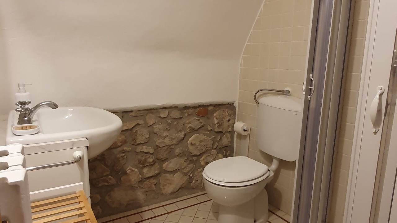 Photo of Bathroom in Valgatara