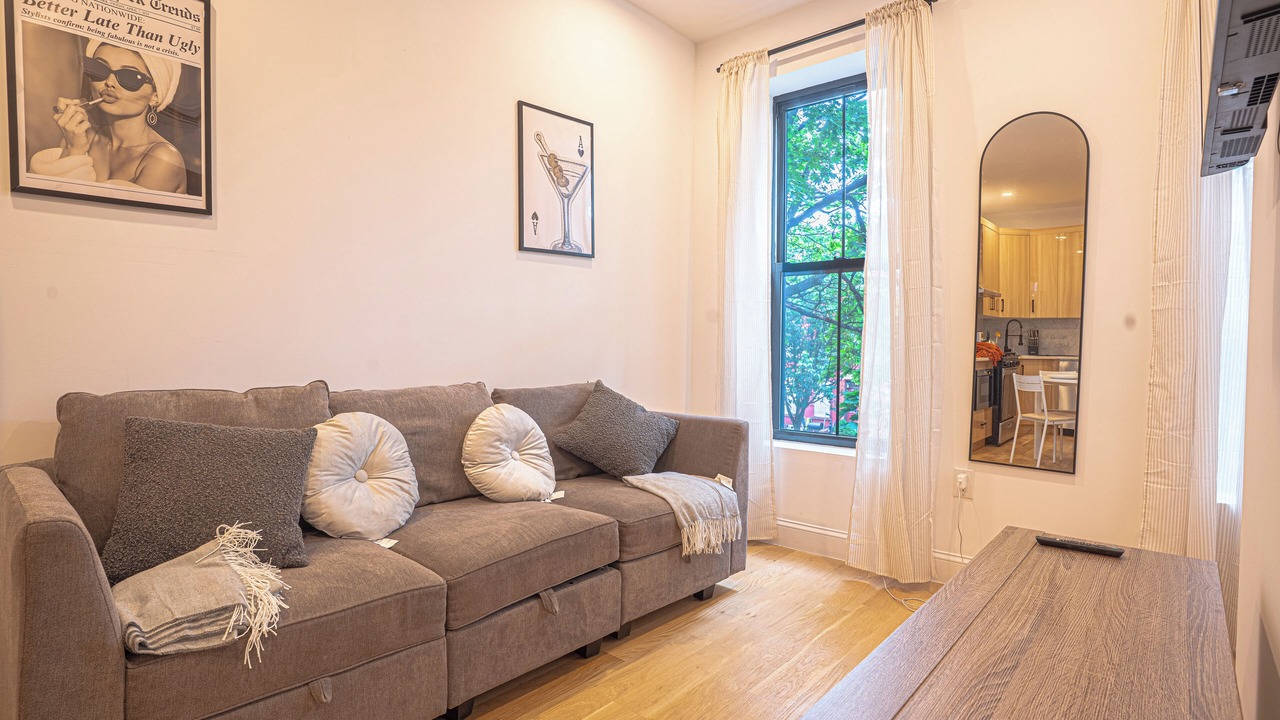 Photo of Bedroom in Ocean Hill