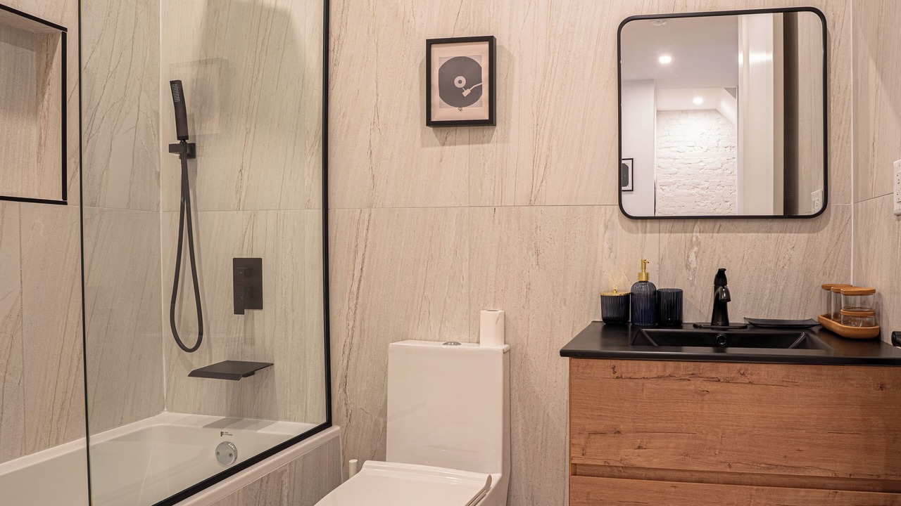Photo of Bathroom in Ocean Hill