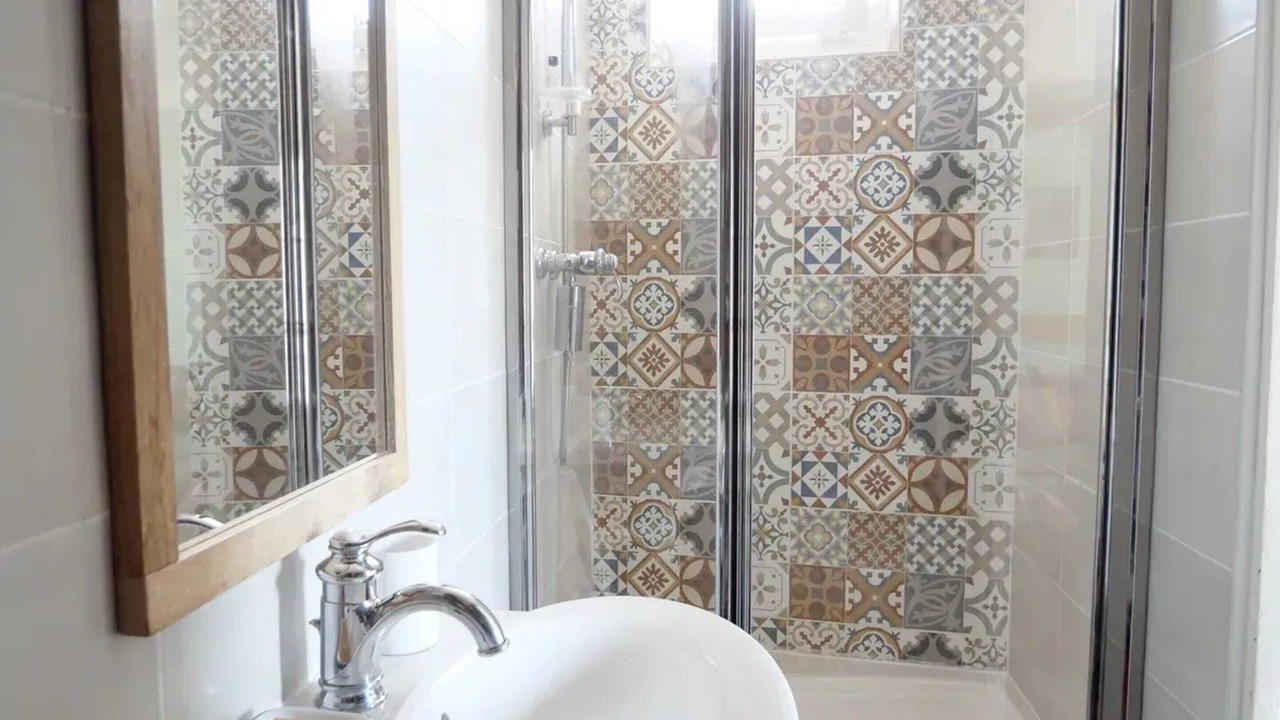 Photo of Bathroom in Quartier de la Goutte-d'Or