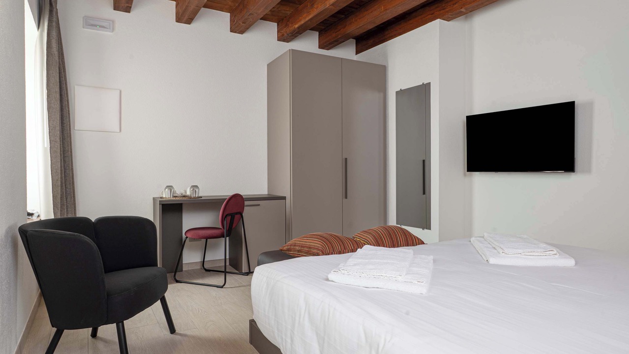 Photo of Bedroom in Valgatara