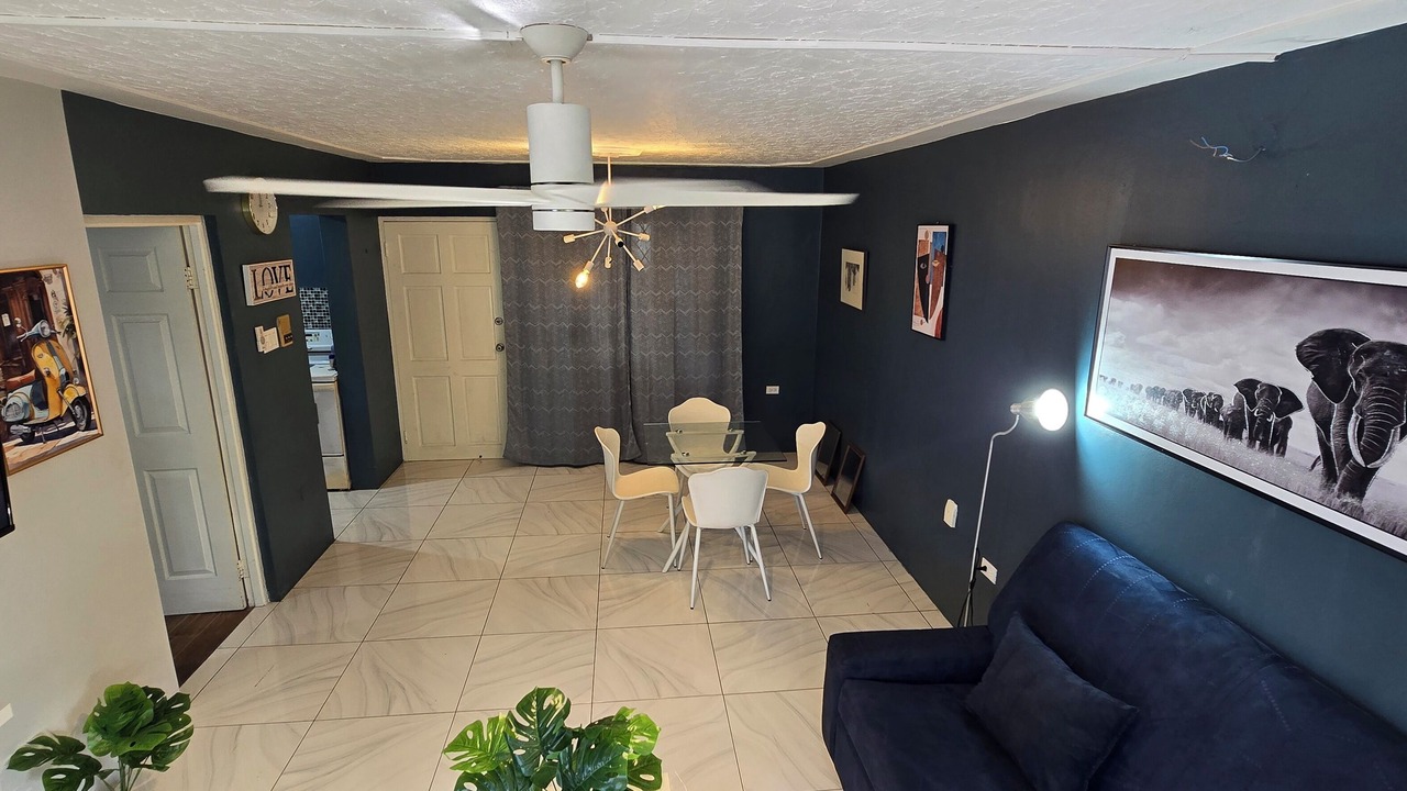 Photo of Livingroom in Camperdown