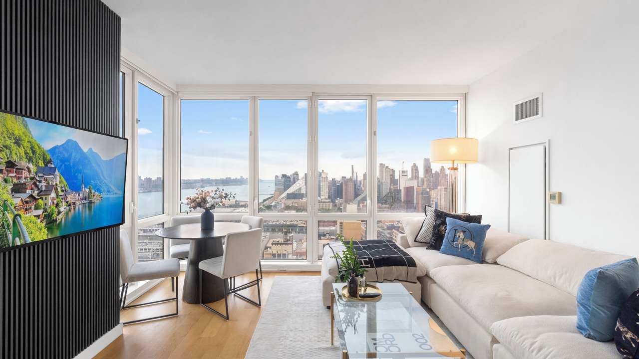 Photo of Livingroom in Hell's Kitchen